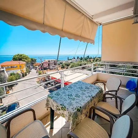 Monda Apartment