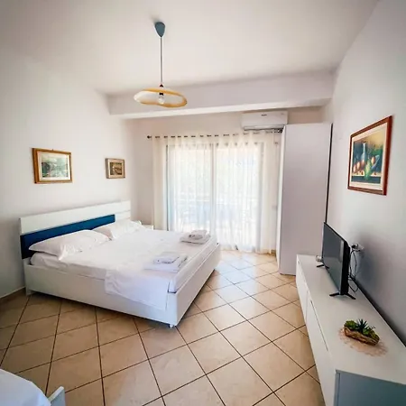 Monda Apartment *